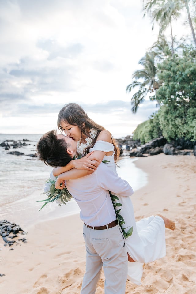 Makena Cove by Kawai Manzano - Yentl + Alan
