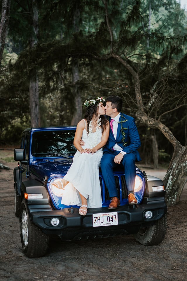 Hawaii by Jeep by Bea Becker - Sara + Dominic