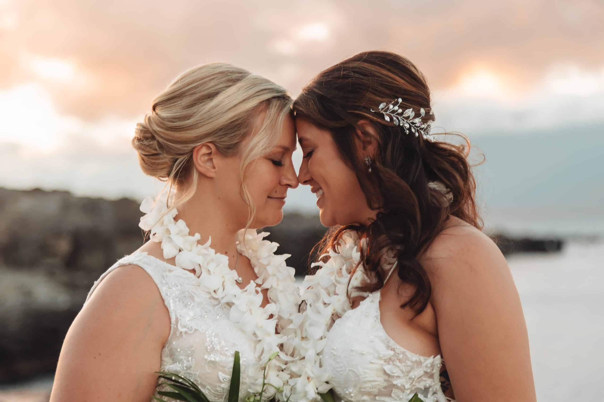 Adventure Elopement in Hawaii | Destination Hawaii Elopement Packages